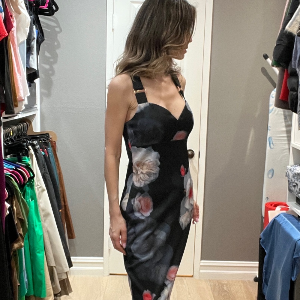 Ted Baker Teeki Chelsea Floral Bodycon Midi Dress Size 3 US 8 Rose Gold